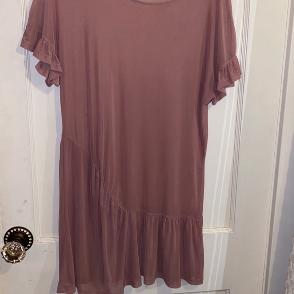 The Buckle Grehy Mauve Pink Sheer Mesh Tunic Top Size Small - Picture 4 of 11